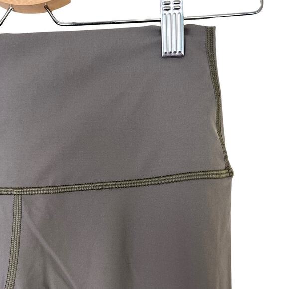 Everlane Cropped Leggings Size Small - Picture 5 of 8